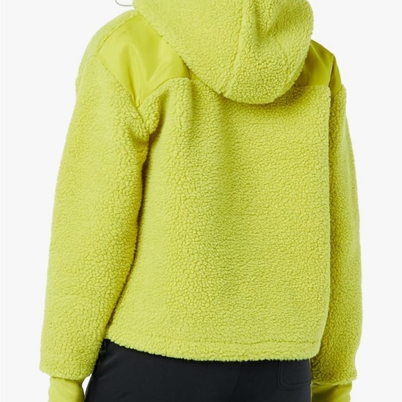 Amazon Essentials Womens Bright Green Teddy Fleece Quarter Button Hoodie Sweater - Picture 3 of 6